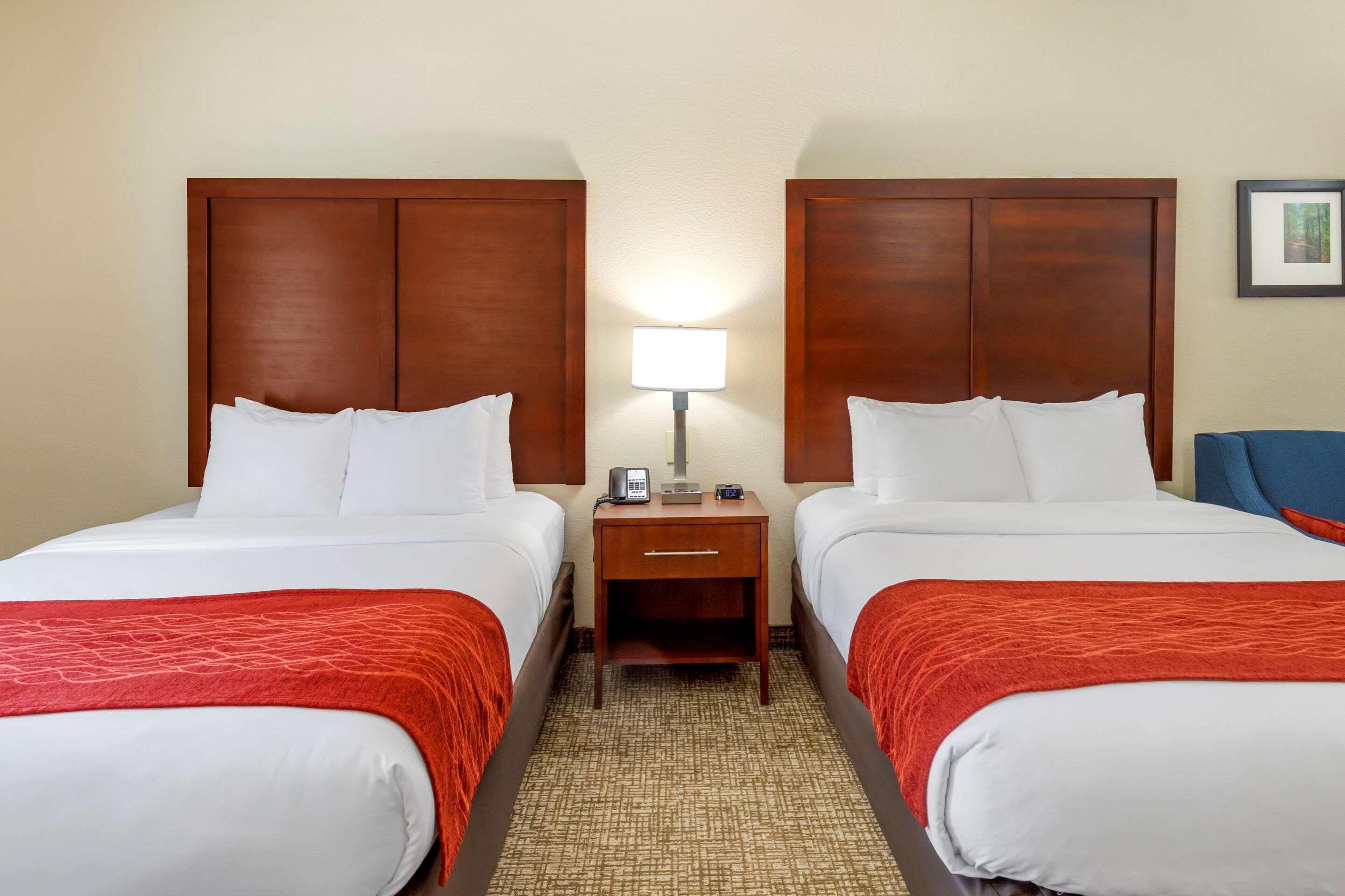Comfort & Inn Suites Canton Bagian luar foto