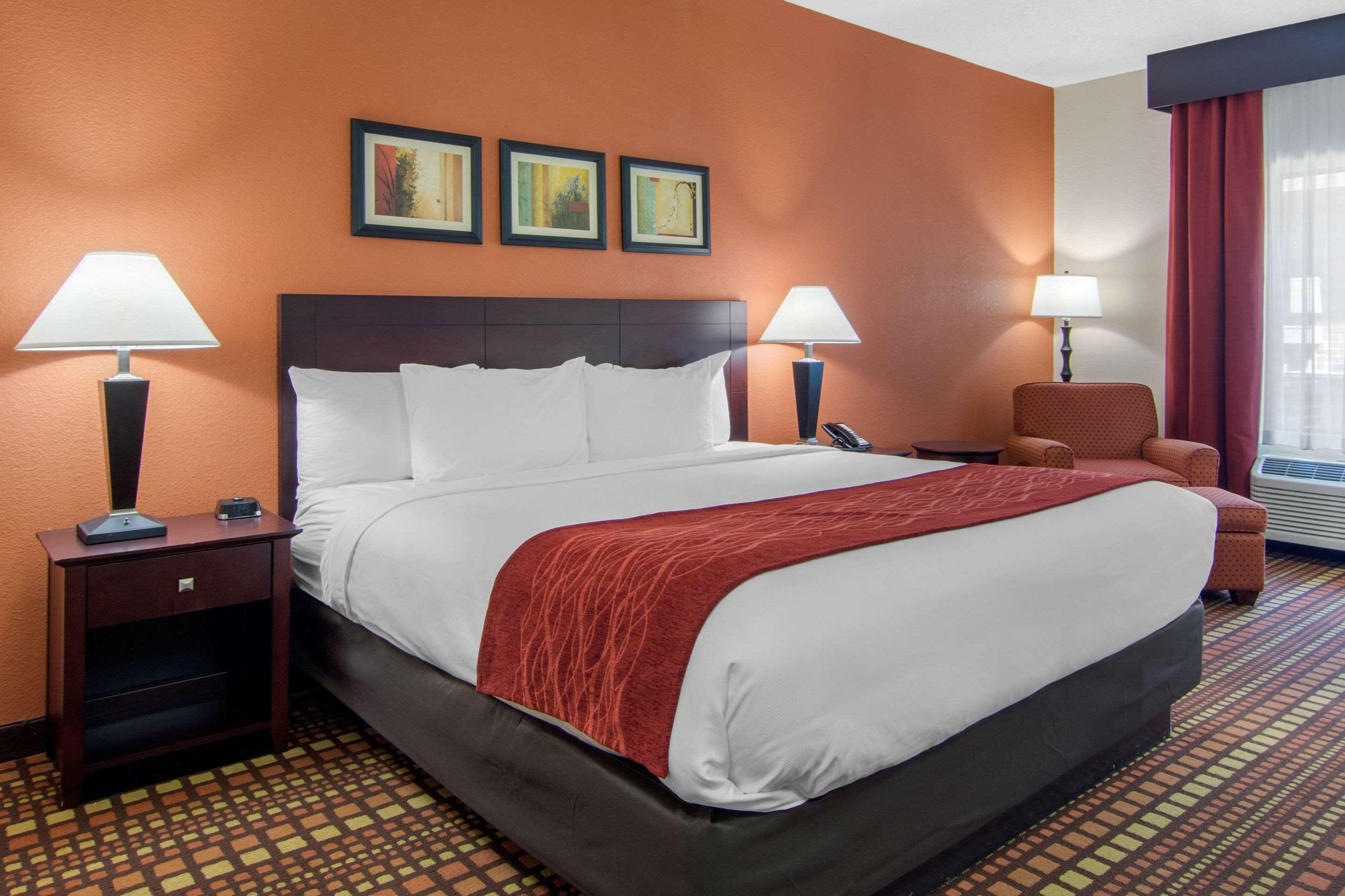 Comfort & Inn Suites Canton Bagian luar foto