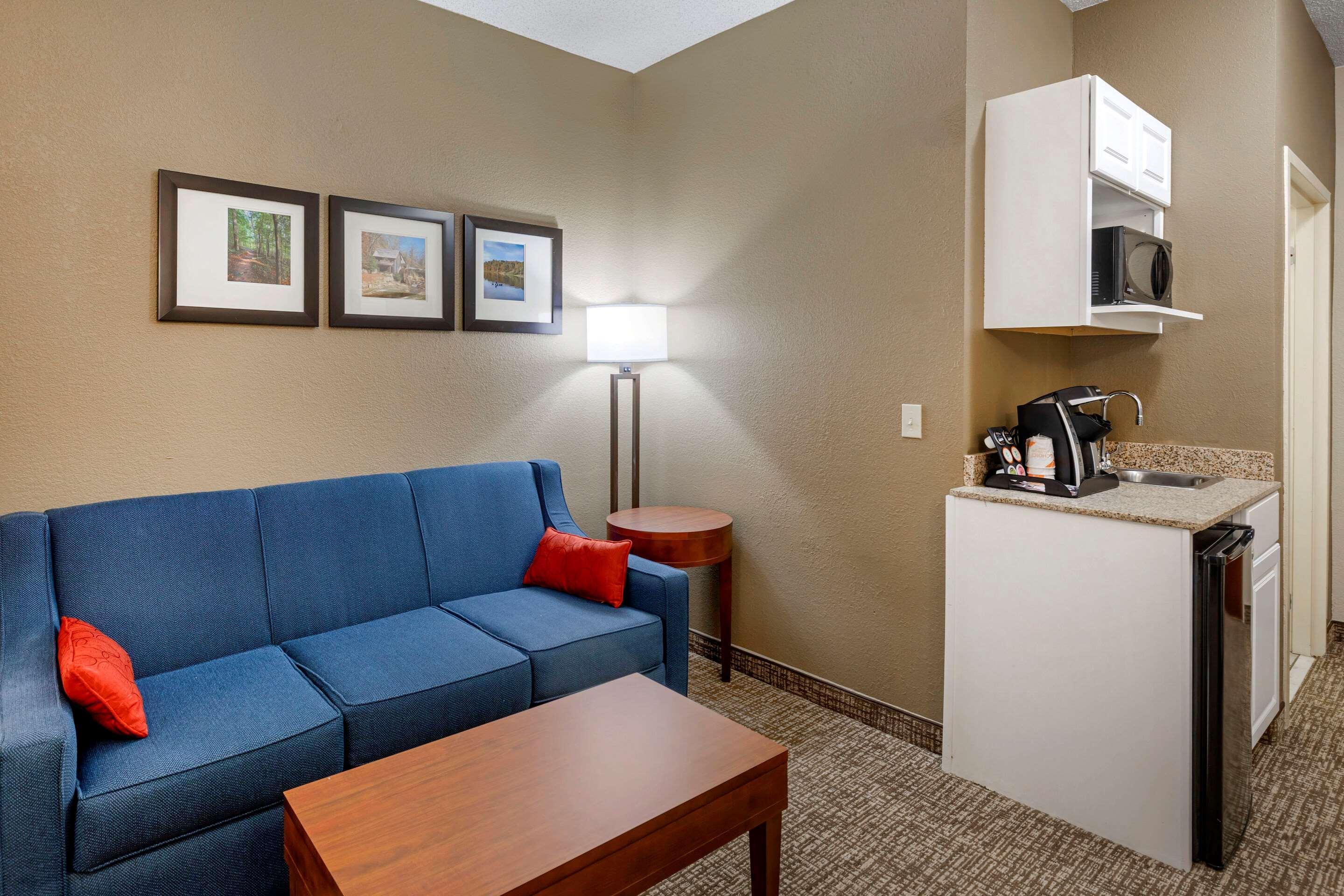 Comfort & Inn Suites Canton Bagian luar foto