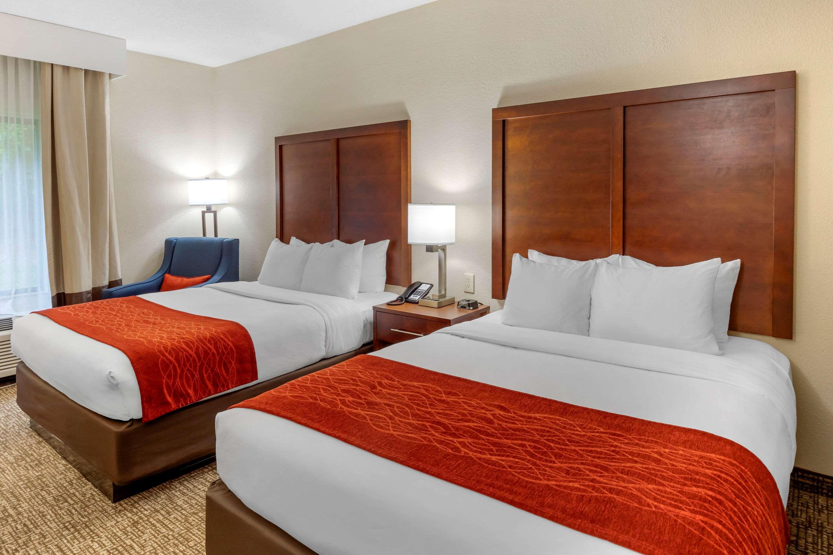 Comfort & Inn Suites Canton Bagian luar foto