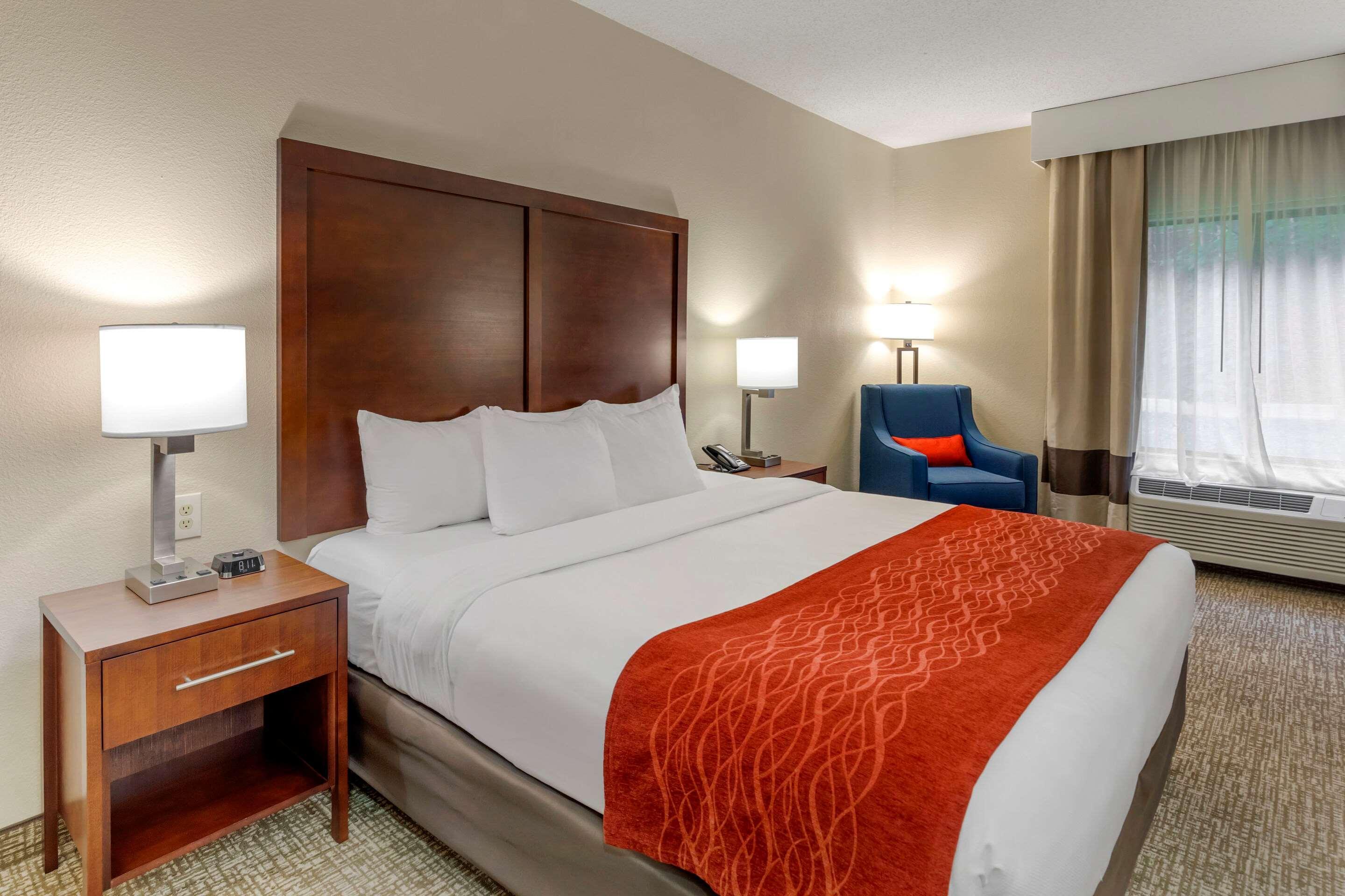 Comfort & Inn Suites Canton Bagian luar foto