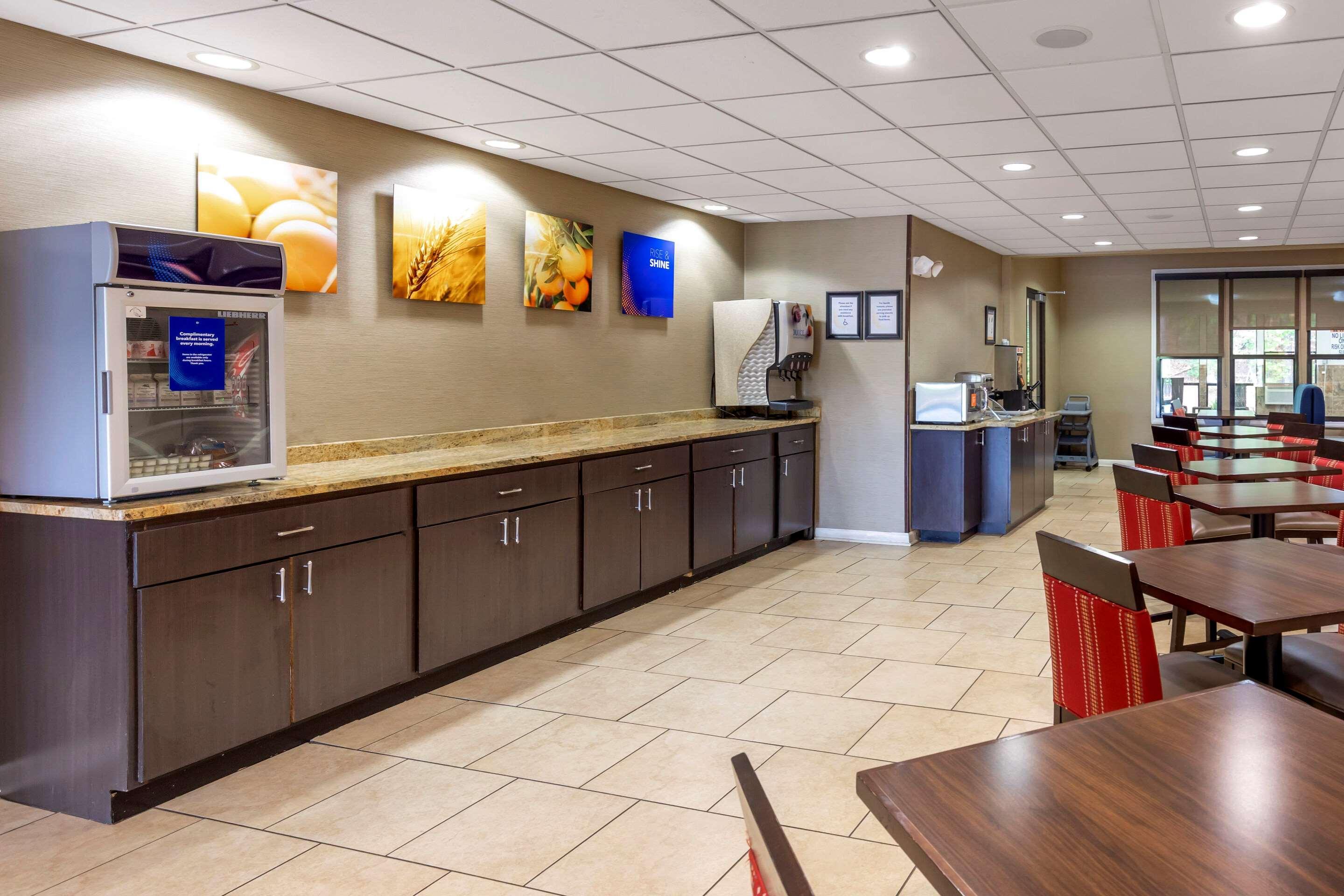 Comfort & Inn Suites Canton Bagian luar foto