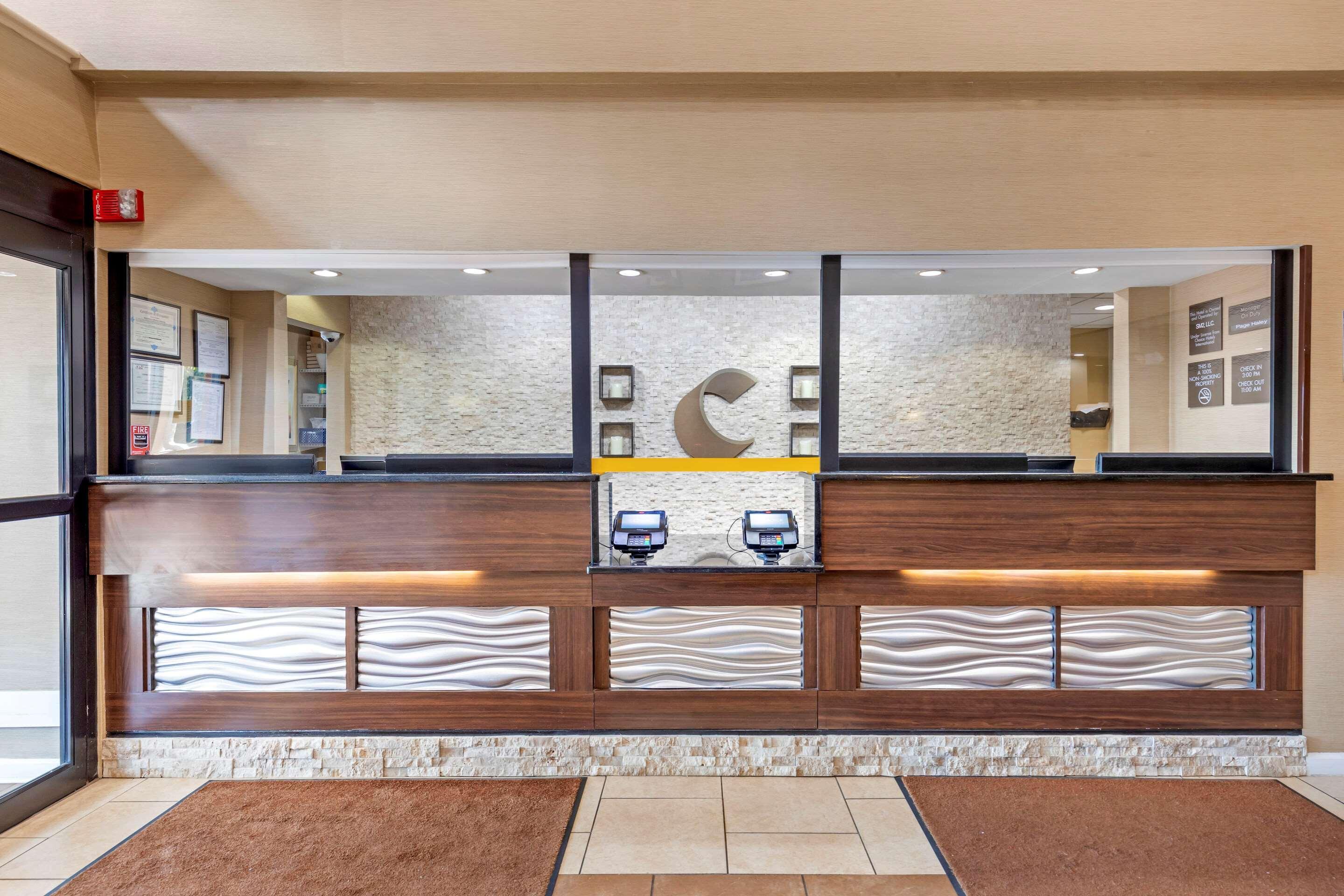 Comfort & Inn Suites Canton Bagian luar foto