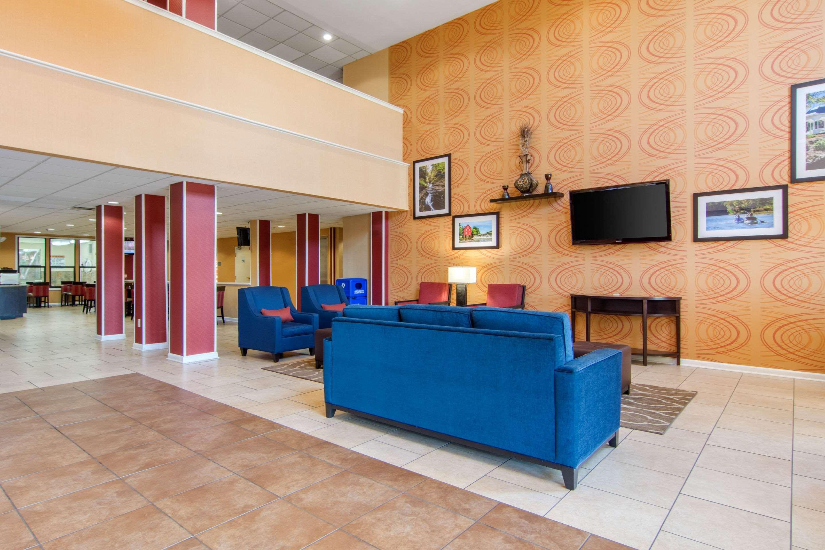 Comfort & Inn Suites Canton Bagian luar foto