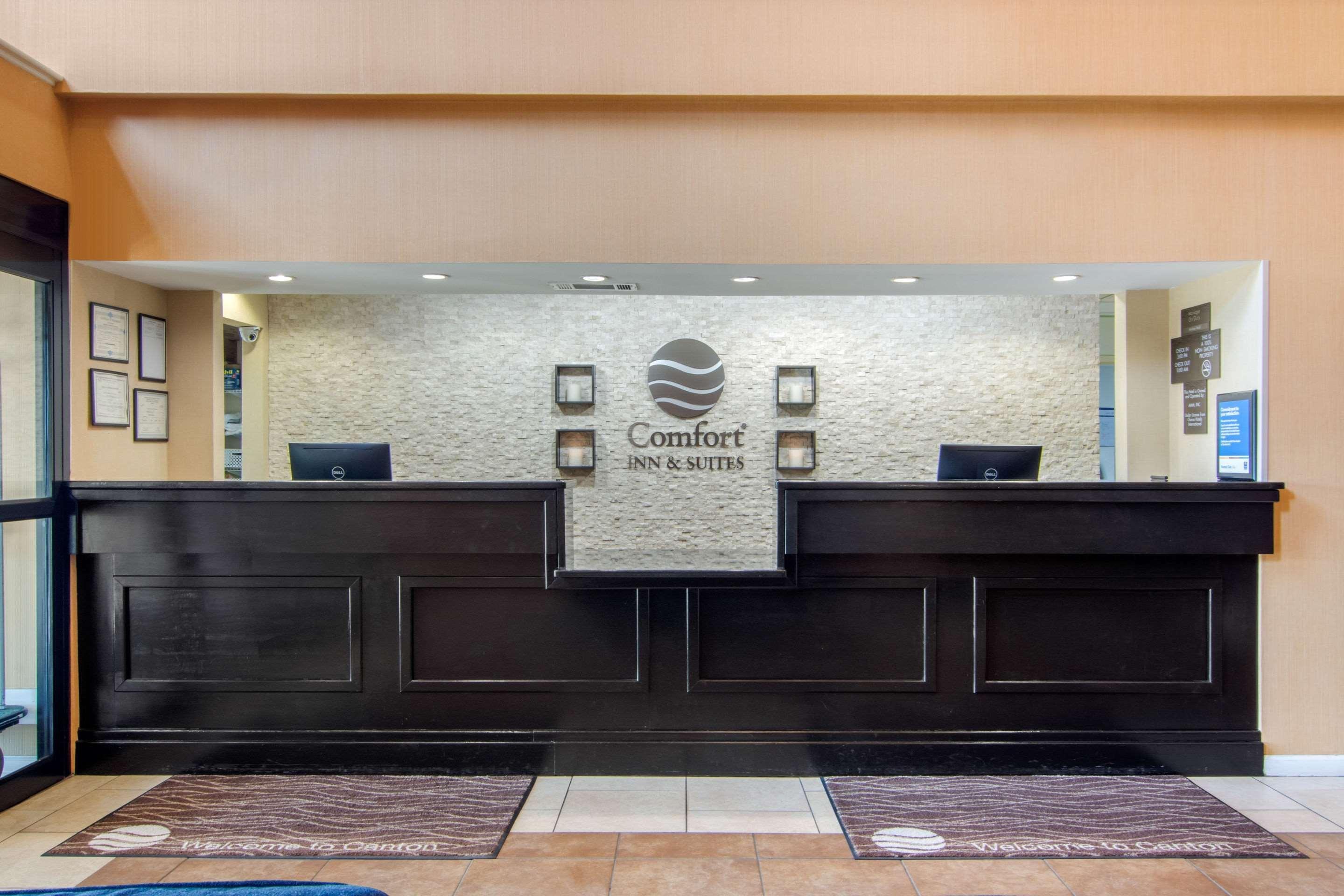 Comfort & Inn Suites Canton Bagian luar foto