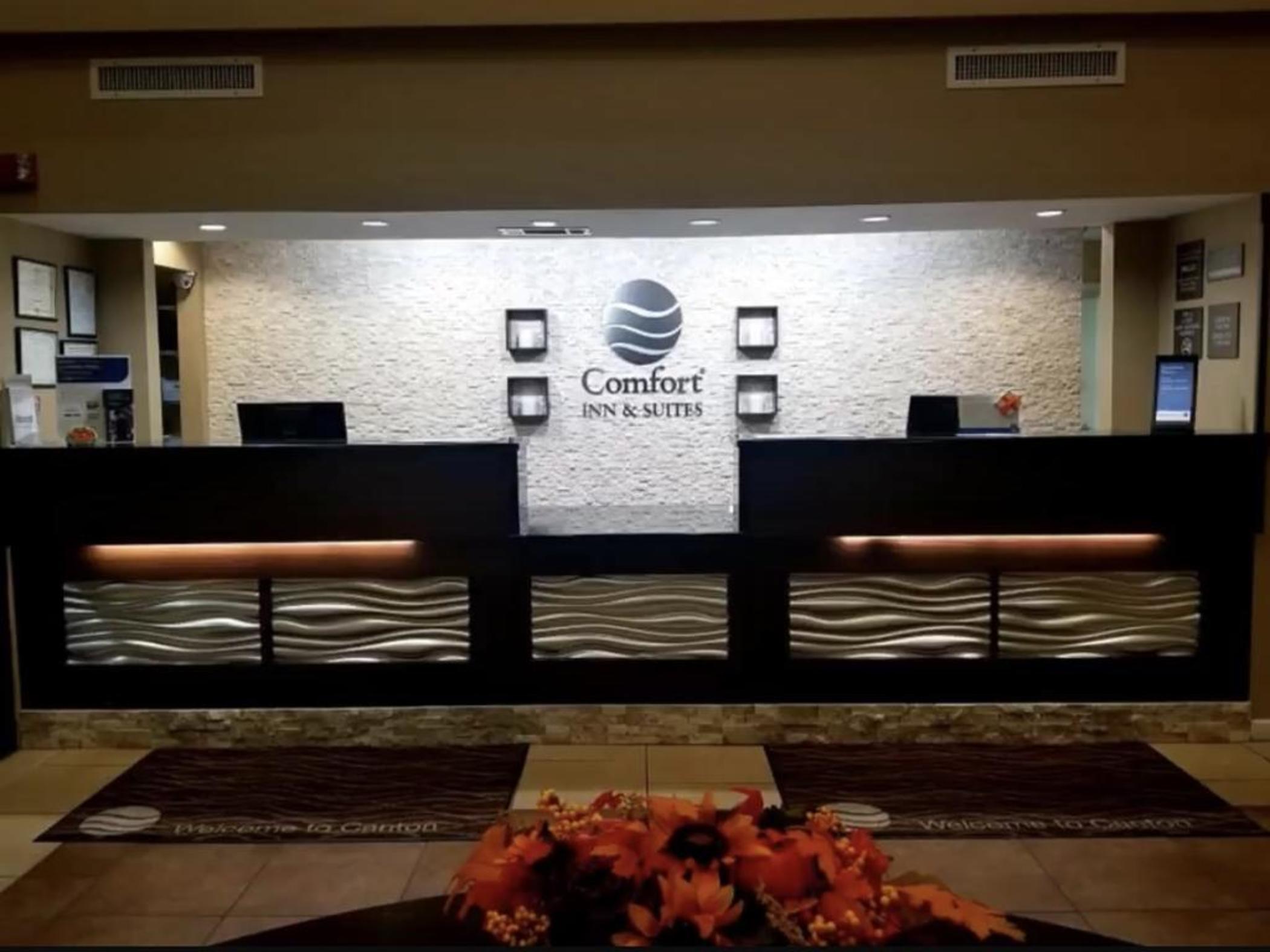Comfort & Inn Suites Canton Bagian luar foto