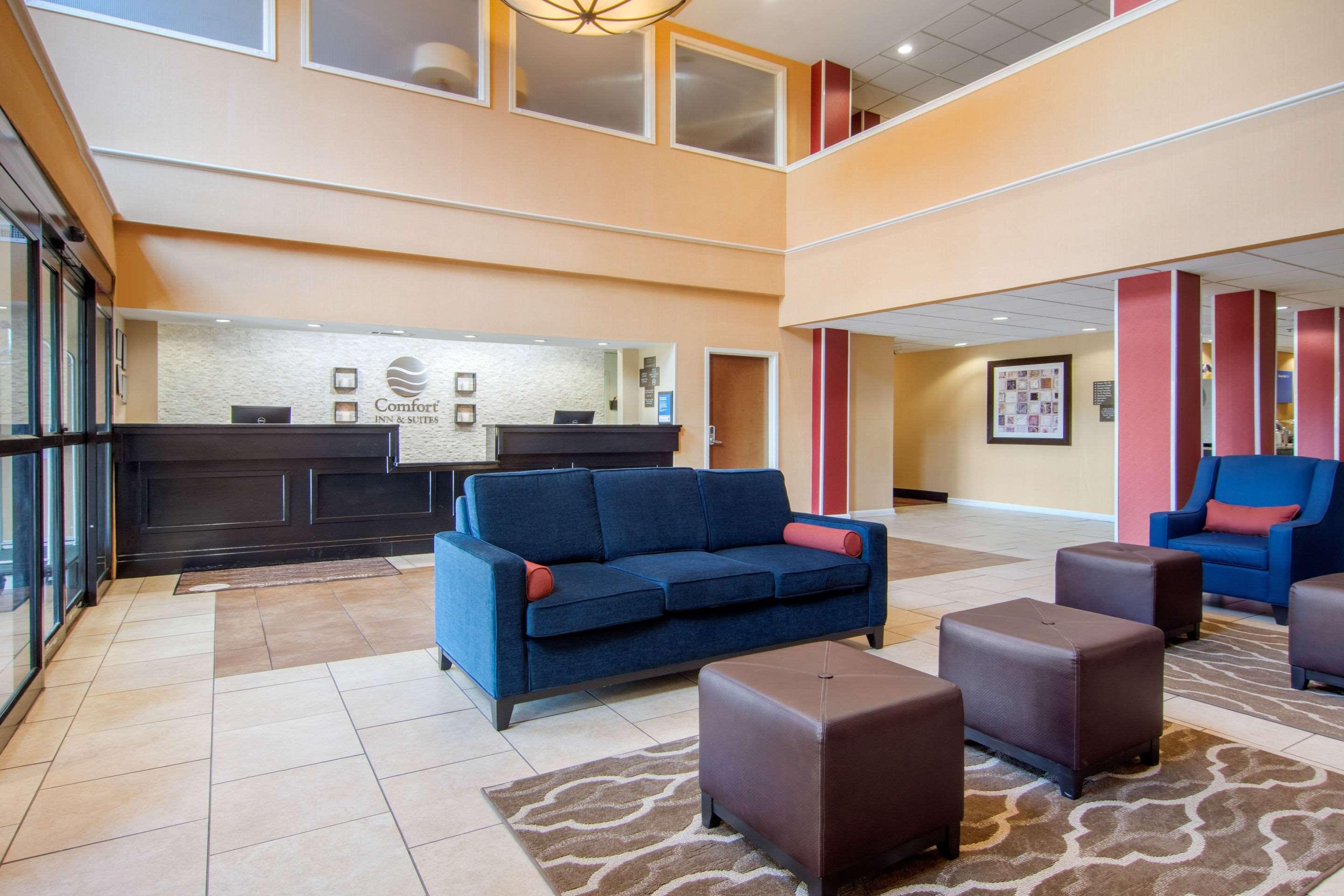 Comfort & Inn Suites Canton Bagian luar foto